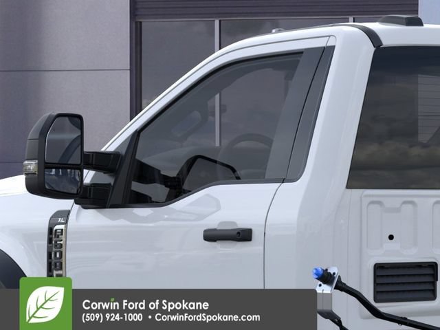 New 2025 Ford F600 4x4 Regular Cab Super Duty w/ XL Chrome Package image 20