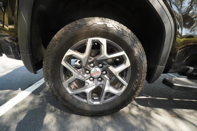 Used 2025 GMC Sierra 1500 SLT w/ SLT Premium Plus Package image 45