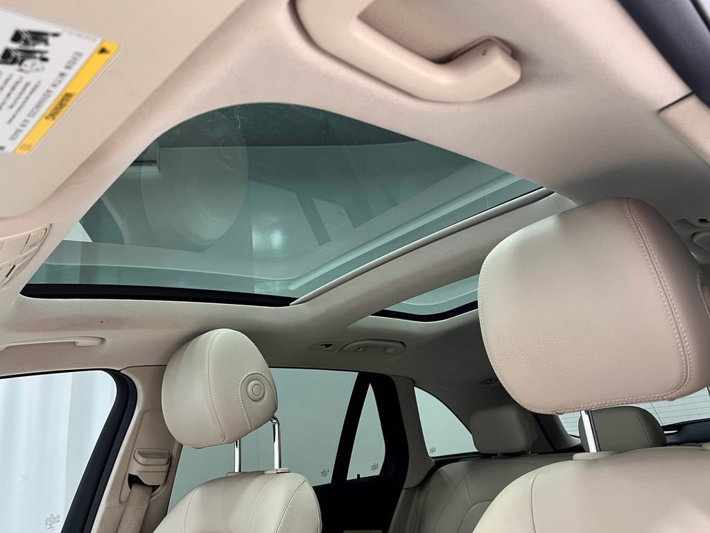 Used 2018 Mercedes-Benz GLC 300 image 11