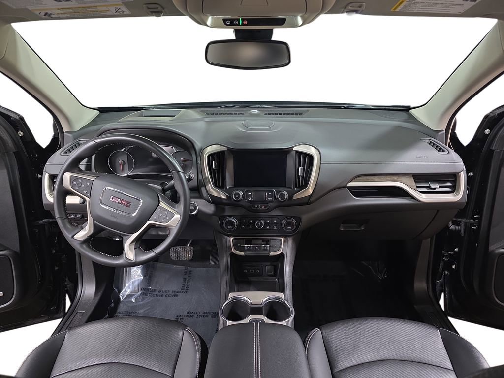 Used 2022 GMC Terrain Denali w/ Black Diamond Edition AWD/4WD image 9