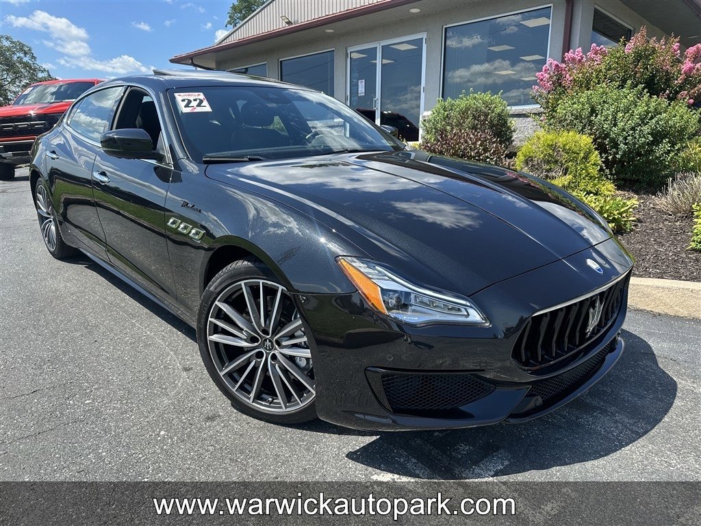 Used 2022 Maserati Quattroporte Modena Q4 image 1