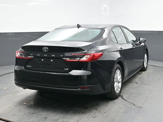 Used 2025 Toyota Camry LE image 6