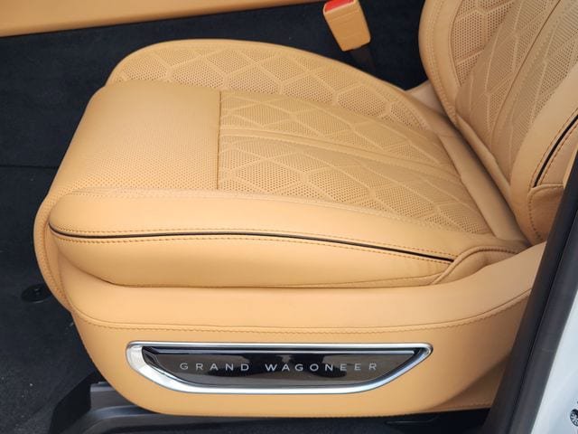 New 2026 Jeep Grand Wagoneer Summit AWD/4WD image 20