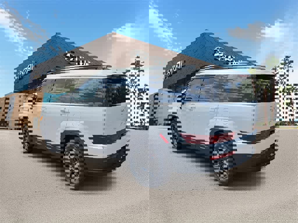 New 2026 Hyundai Santa Fe SEL image 2