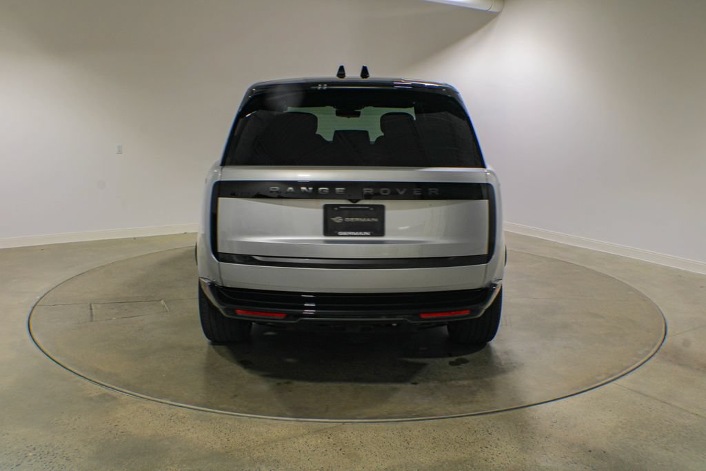 Certified 2025 Land Rover Range Rover Long Wheelbase Autobiography AWD/4WD image 5