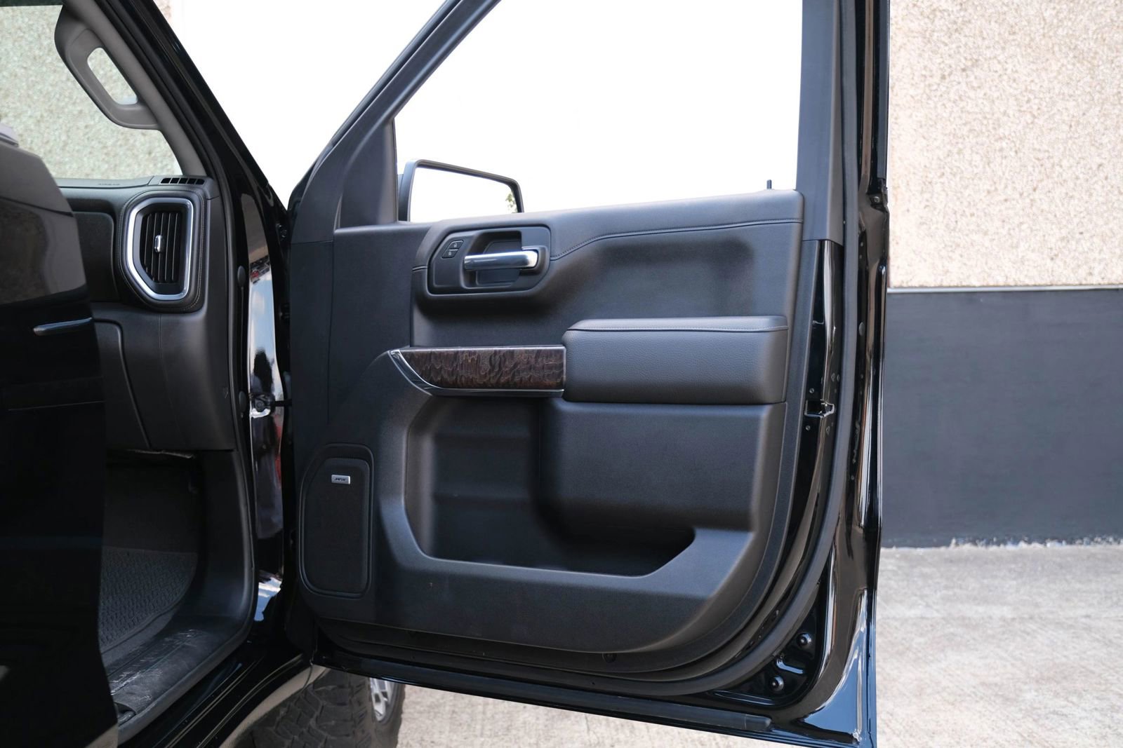 Used 2021 GMC Sierra 1500 Denali w/ Driver Alert Package II image 30