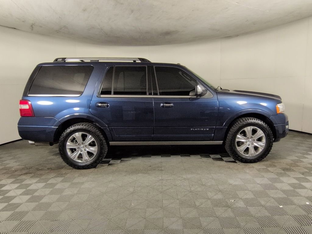 Used 2016 Ford Expedition Platinum AWD/4WD image 4