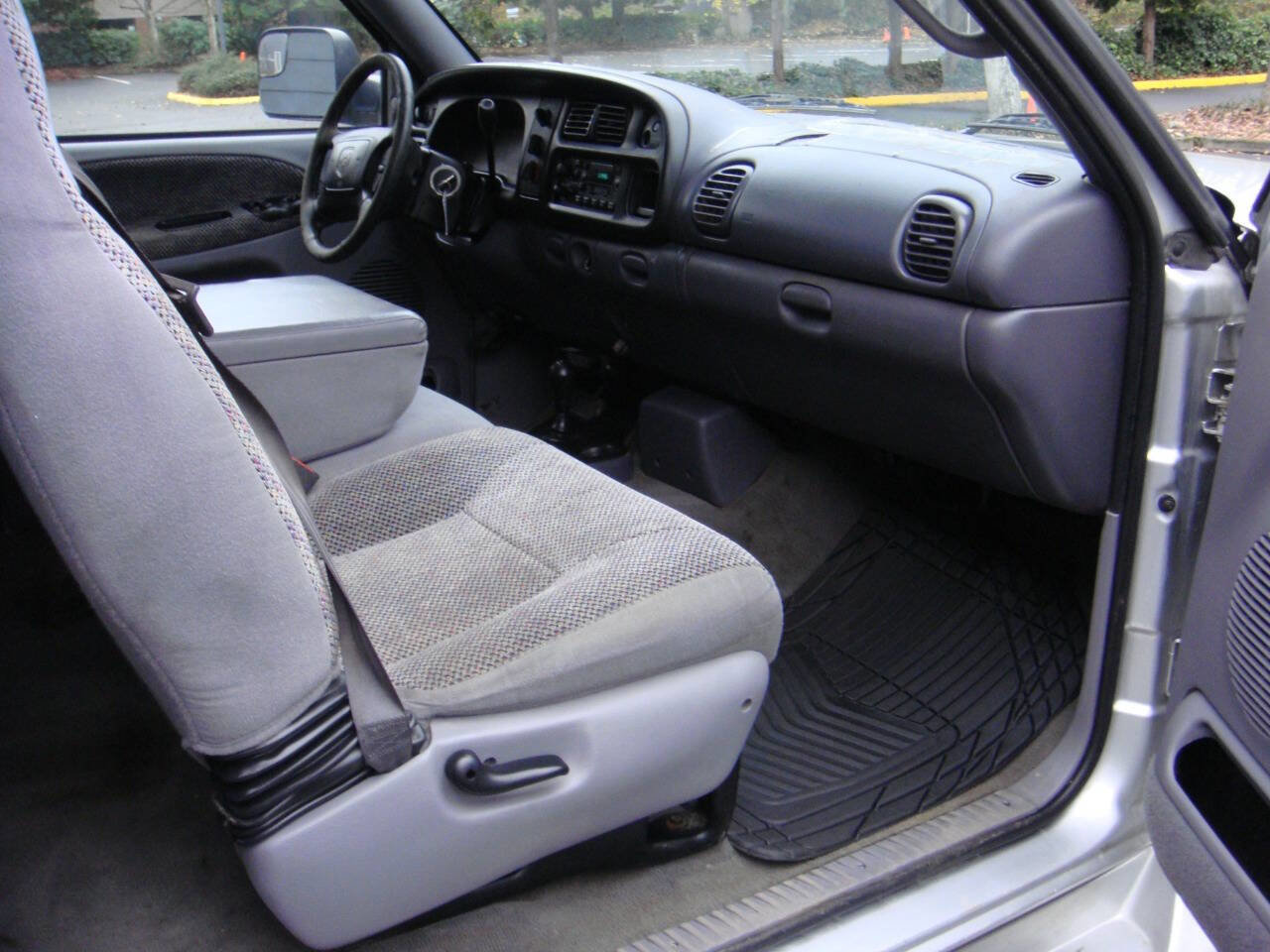 Used 2001 Dodge Ram 2500 Truck 4x4 Quad Cab image 14