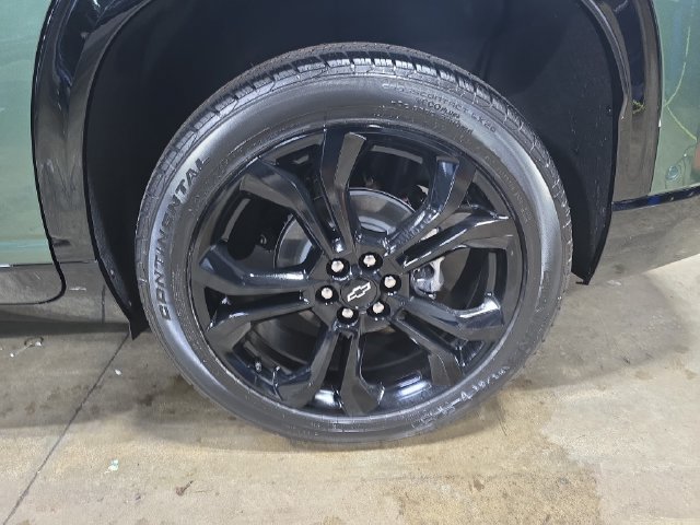 New 2027 Chevrolet Traverse RS w/ LPO, Floor Liner Package AWD/4WD image 36