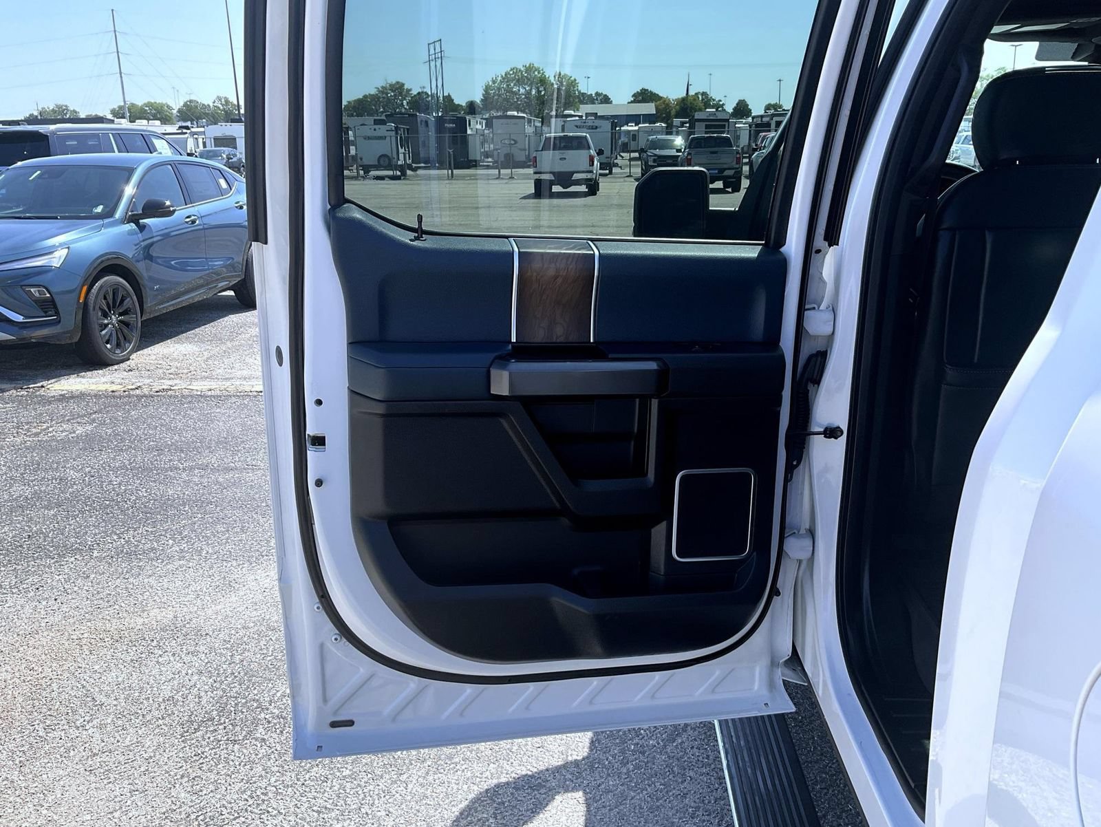 Used 2018 Ford F150 Limited w/ Trailer Tow Package AWD/4WD image 20