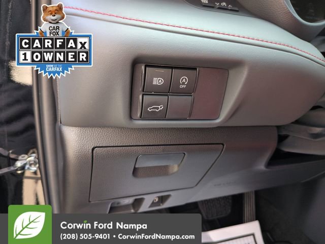 Used 2023 Toyota Highlander XSE FWD image 13