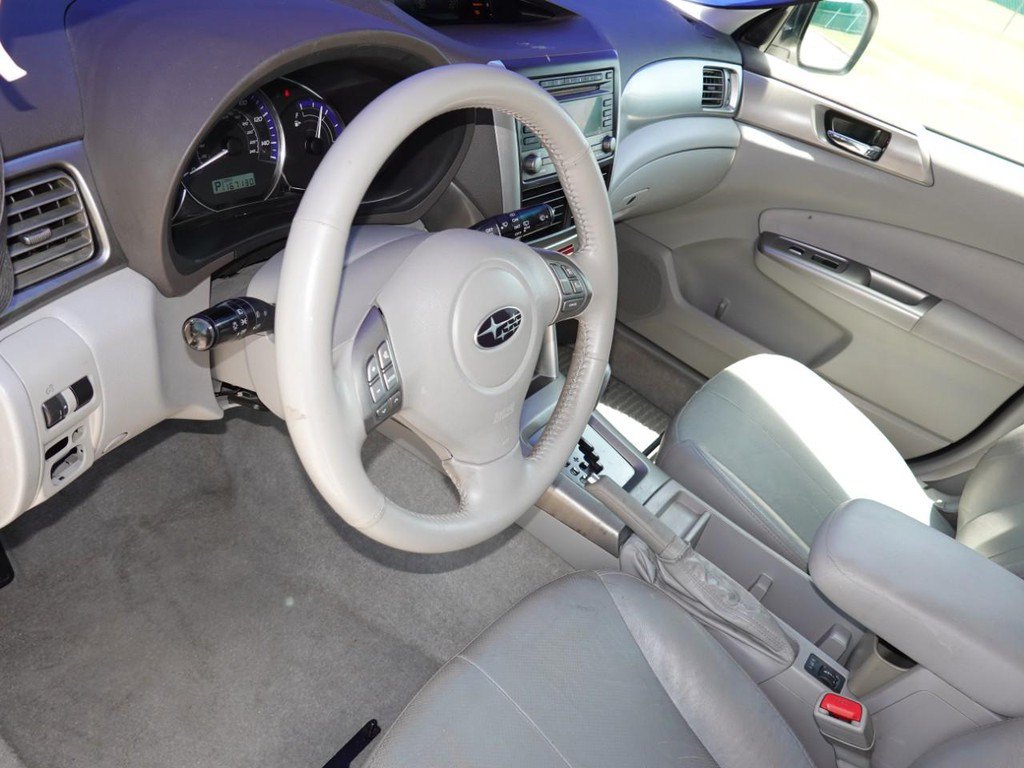 Used 2010 Subaru Forester 2.5X Limited AWD/4WD image 17