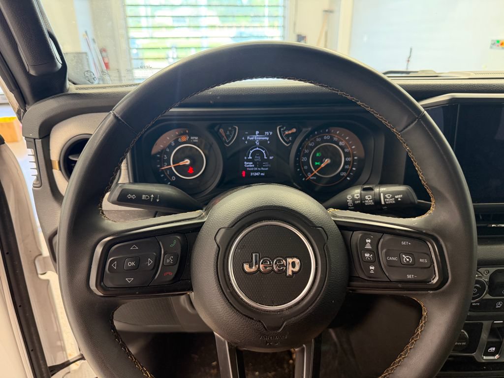 Used 2024 Jeep Wrangler Sport AWD/4WD image 18