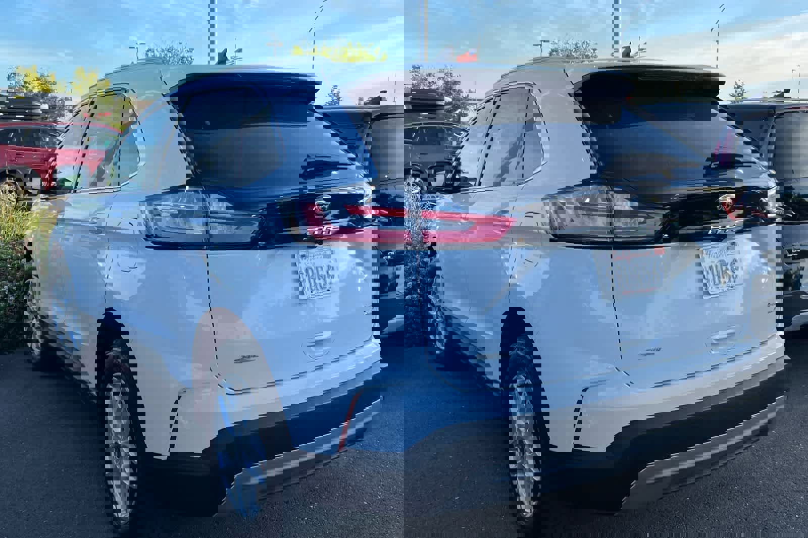 Used 2022 Ford Edge SEL w/ Convenience Package image 6