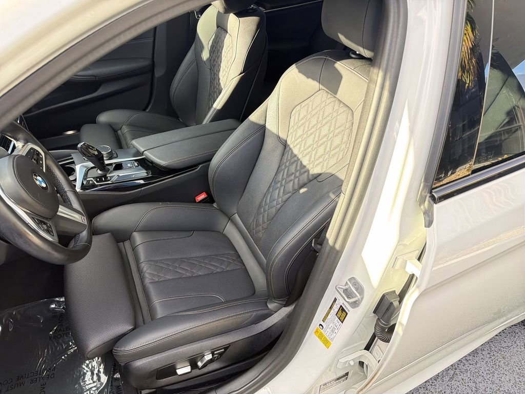 Used 2023 BMW 530i 530i w/ M Sport Package image 40