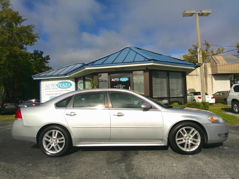 Used 2011 Chevrolet Impala LTZ FWD image 8