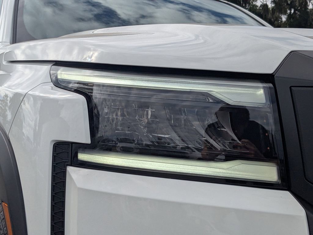 New 2026 Nissan Frontier Pro-X w/ Pro Premium Package image 9