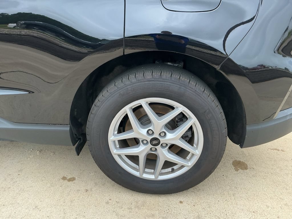 Used 2024 Ford Edge SEL AWD/4WD image 6