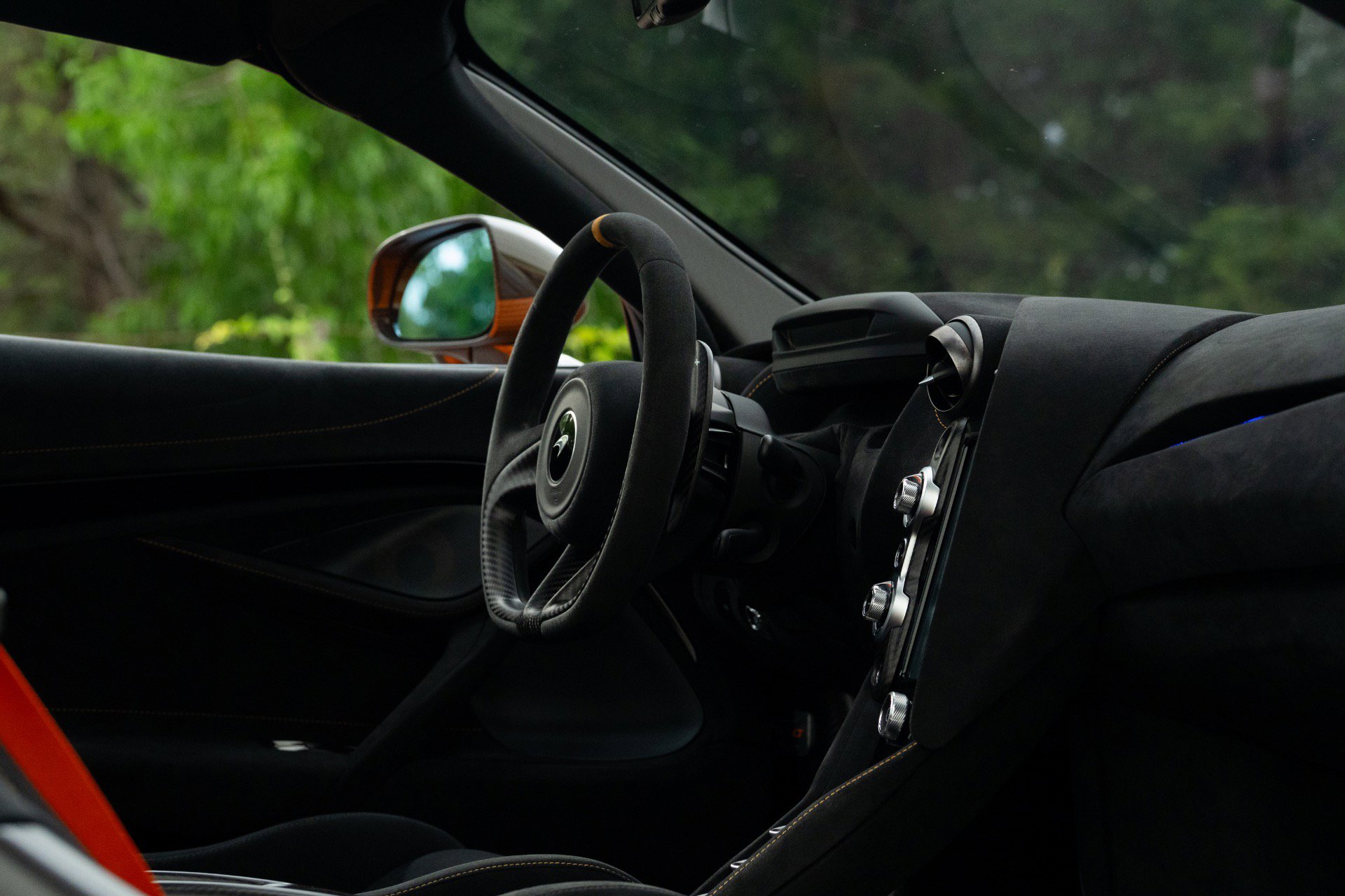 Used 2021 McLaren 765LT image 49