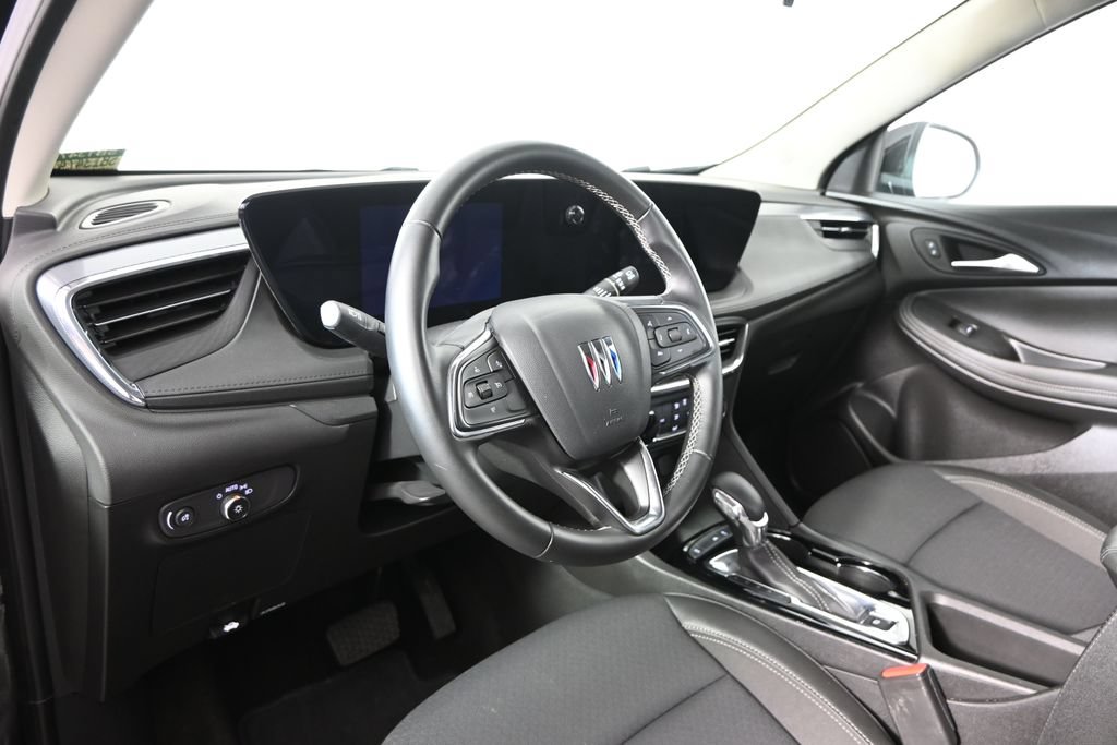 Used 2025 Buick Encore GX Preferred FWD image 22
