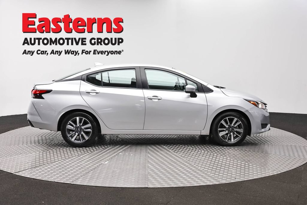 Used 2023 Nissan Versa SV FWD image 6
