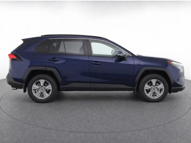 Used 2025 Toyota RAV4 XLE AWD/4WD image 8