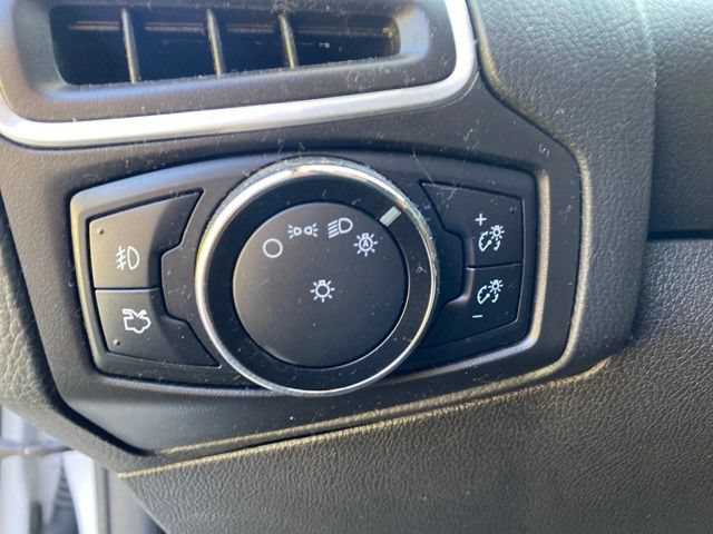 Used 2014 Ford Focus Titanium FWD image 26