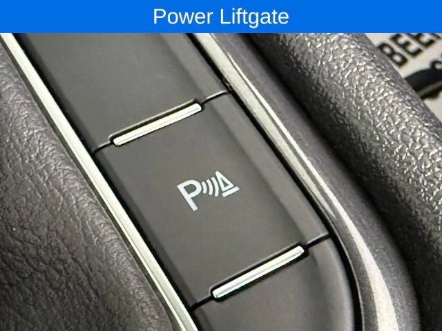 Used 2023 Volkswagen Tiguan SE R-Line FWD image 23