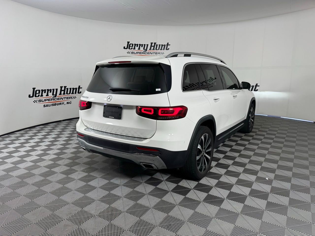 Used 2022 Mercedes-Benz GLB 250 image 9