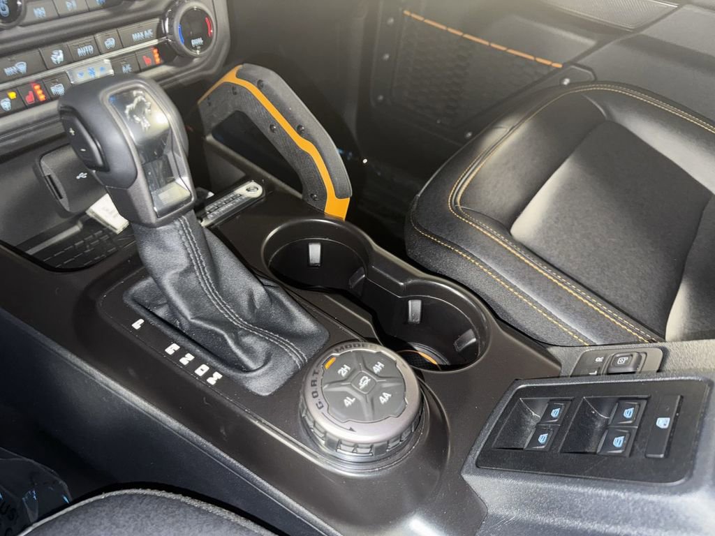 Used 2024 Ford Bronco Badlands image 29