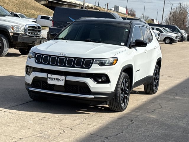 Used 2022 Jeep Compass Limited image 12