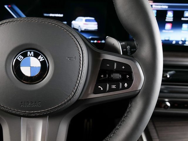 Used 2026 BMW X7 xDrive40i w/ M Sport Package AWD/4WD image 23