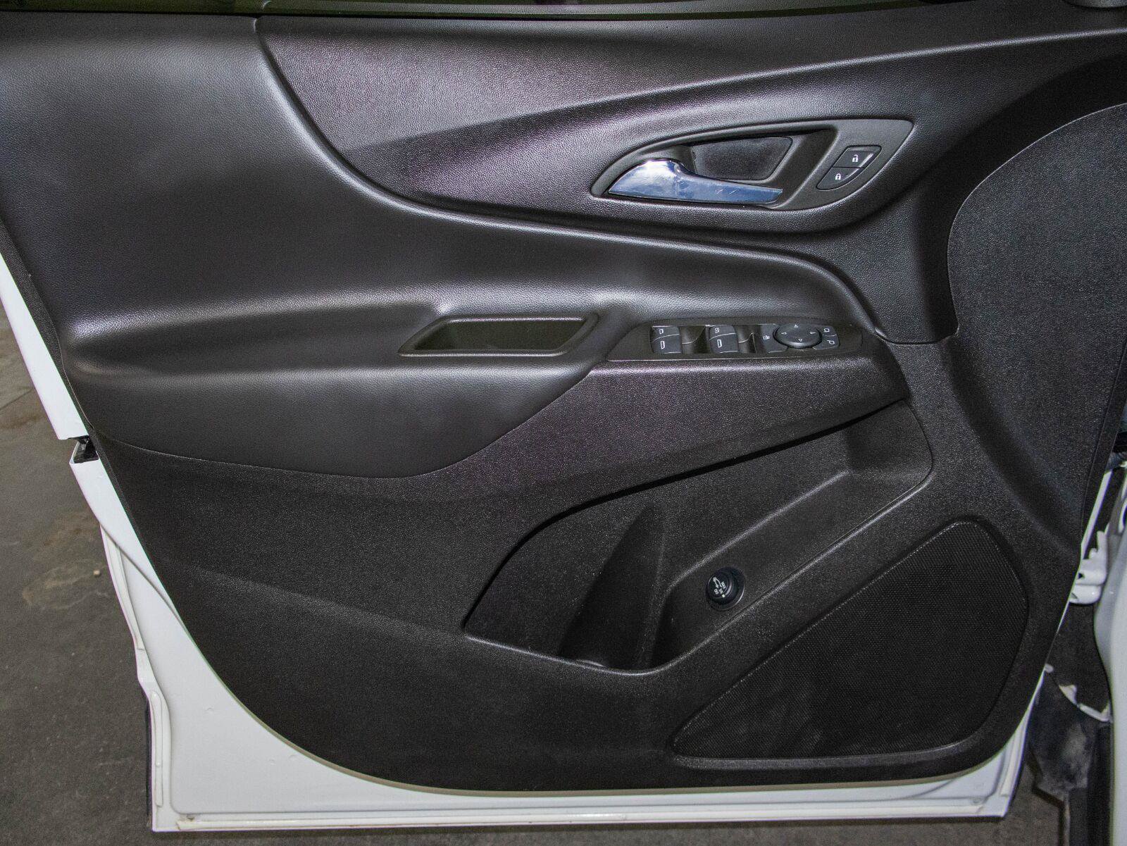 Used 2024 Chevrolet Equinox LT FWD image 10