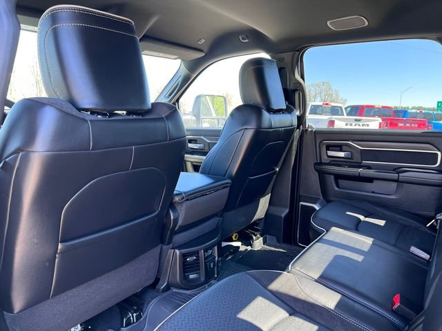 Used 2025 RAM 3500 Laramie AWD/4WD image 41