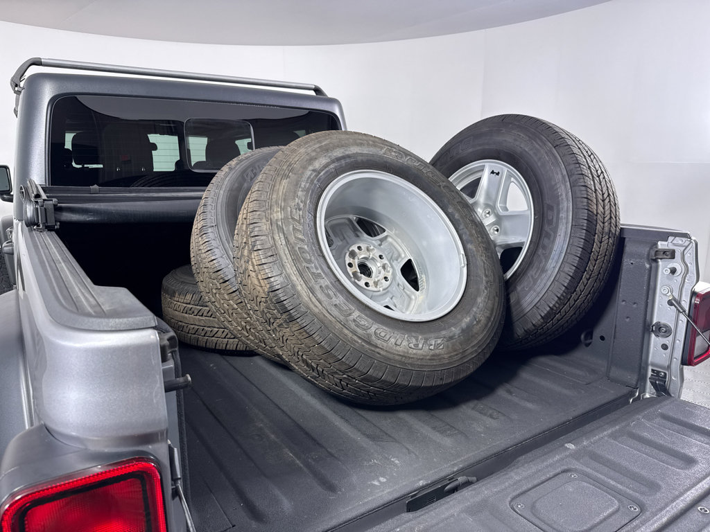 Used 2020 Jeep Gladiator Sport w/ Quick Order Package 24S AWD/4WD image 9
