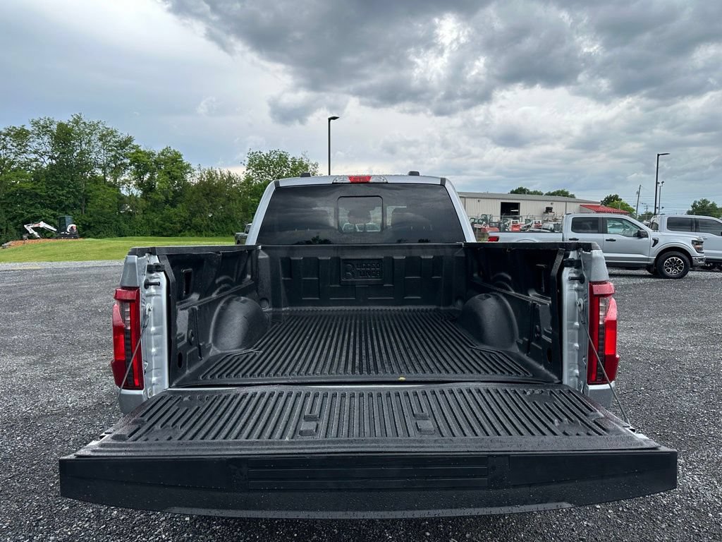 Used 2025 Ford F150 XLT w/ Equipment Group 302A MID AWD/4WD image 18