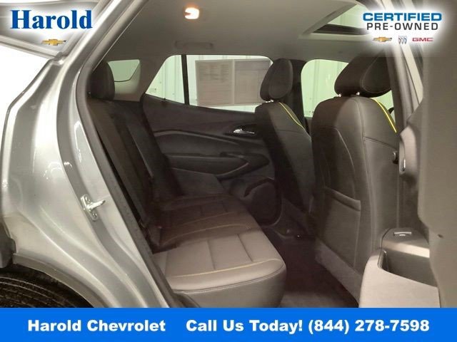Certified 2025 Chevrolet Trax ACTIV w/ Sunroof Package image 9