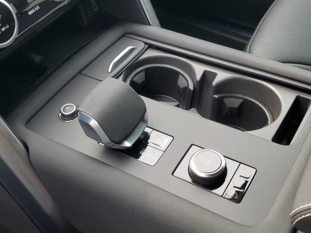 New 2026 Land Rover Discovery Dynamic SE AWD/4WD image 25