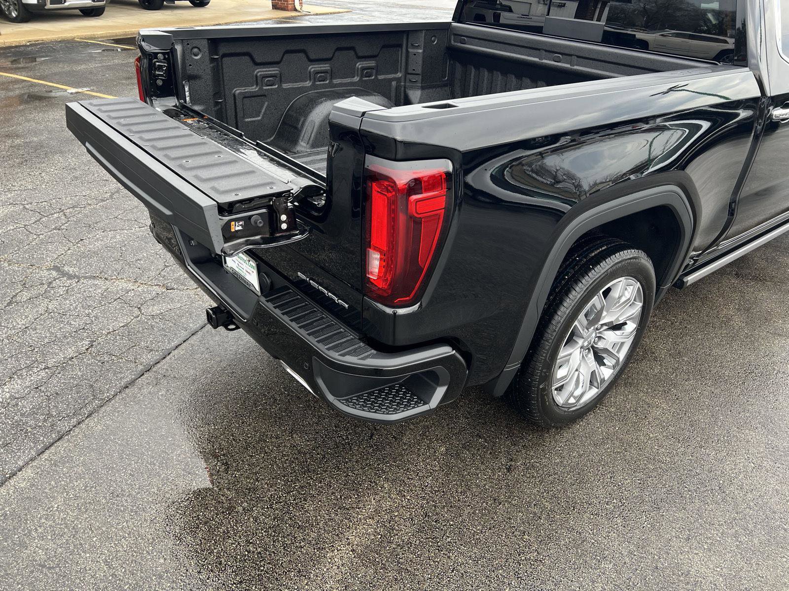 New 2026 GMC Sierra 1500 Denali w/ Denali Reserve Package image 50