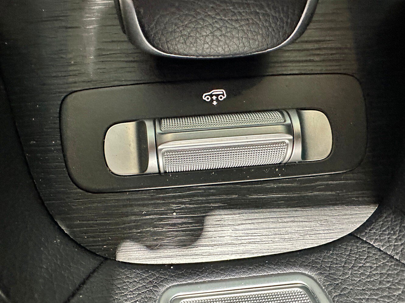 Certified 2023 Mercedes-Benz GLS 450 4MATIC image 31
