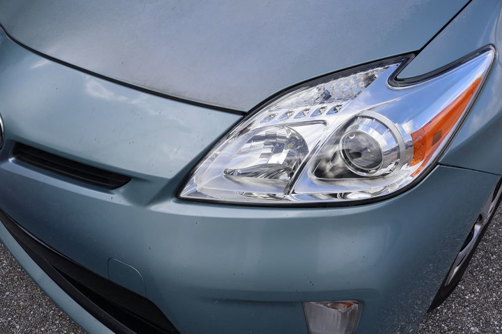 Used 2014 Toyota Prius Two FWD image 3