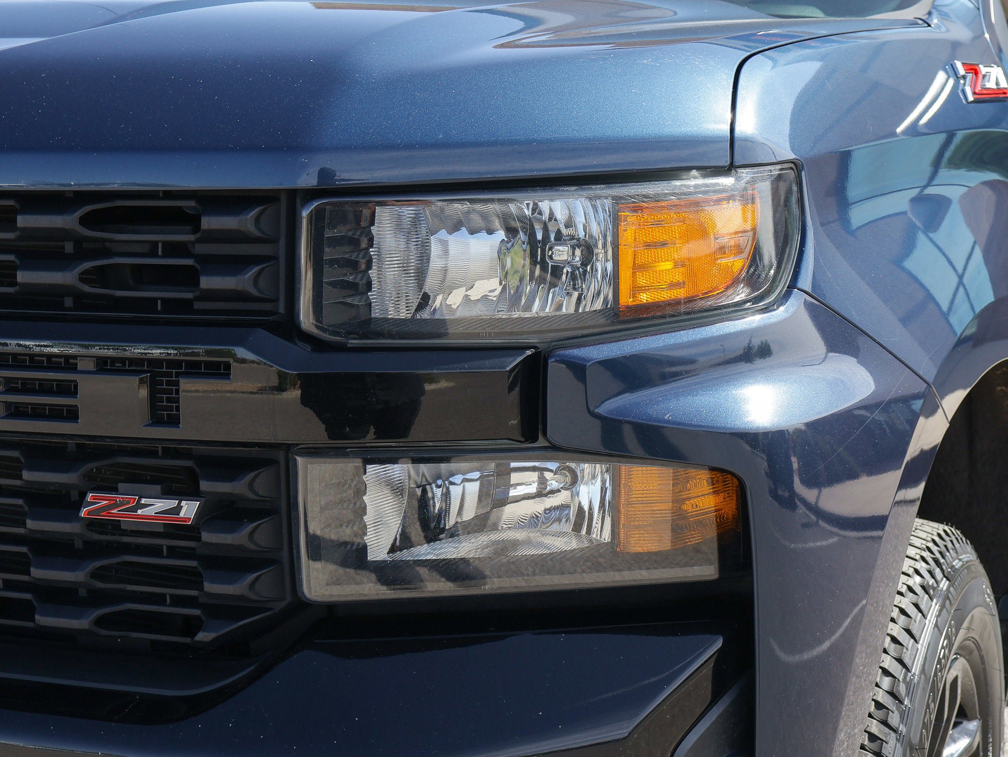 Used 2019 Chevrolet Silverado 1500 Custom Trail Boss w/ Custom Convenience Package AWD/4WD image 14