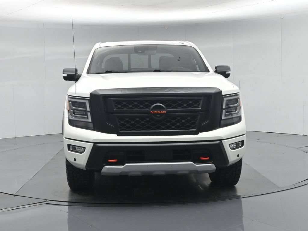 Used 2021 Nissan Titan PRO-4X w/ Pro-4x Convenience Package AWD/4WD image 27