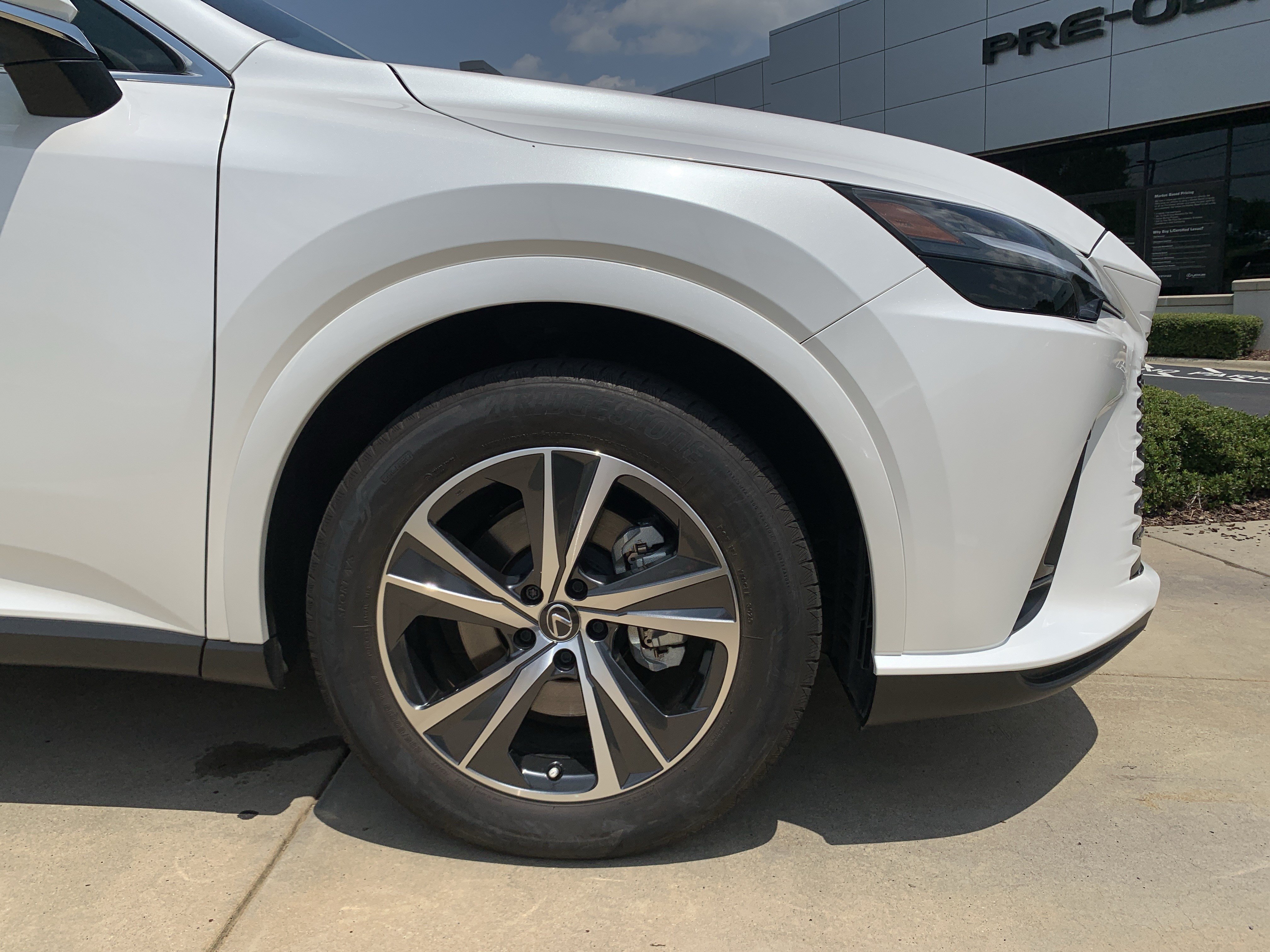 Certified 2025 Lexus RX 350 Premium w/ Accessory Package (Z1) FWD image 13