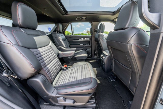New 2026 Ford Explorer ST-Line AWD/4WD image 17