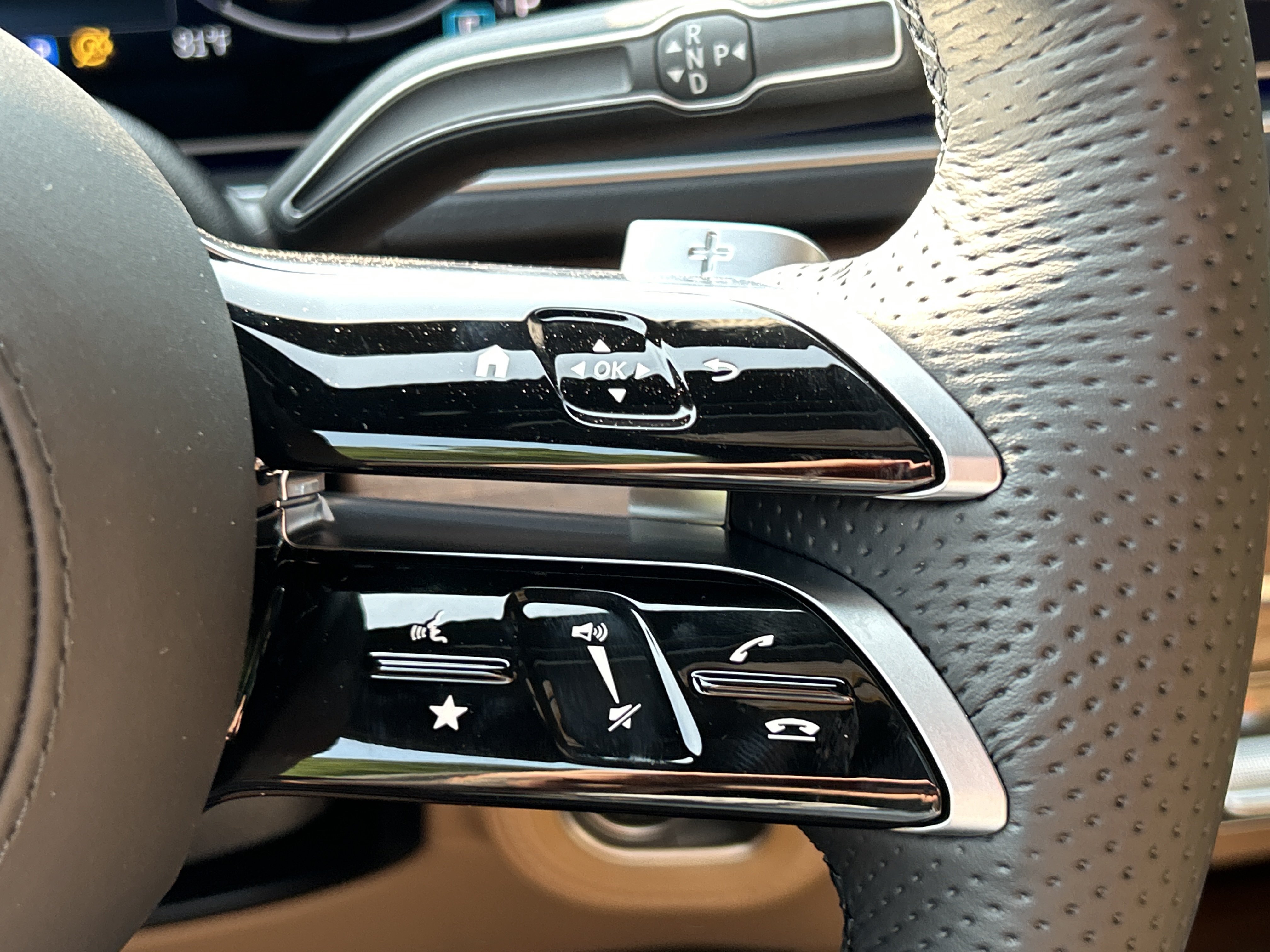 New 2026 Mercedes-Benz GLS 580 4MATIC image 27