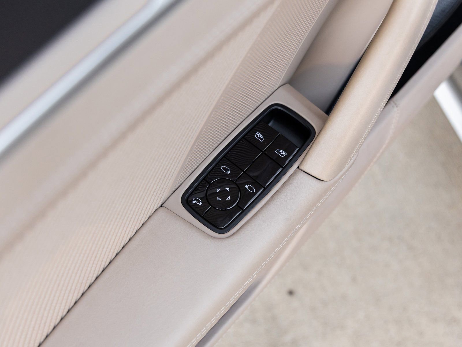 Certified 2021 Porsche 911 Targa 4S Heritage Design image 31