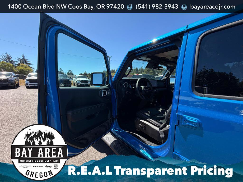 Used 2025 Jeep Gladiator Sport AWD/4WD image 10