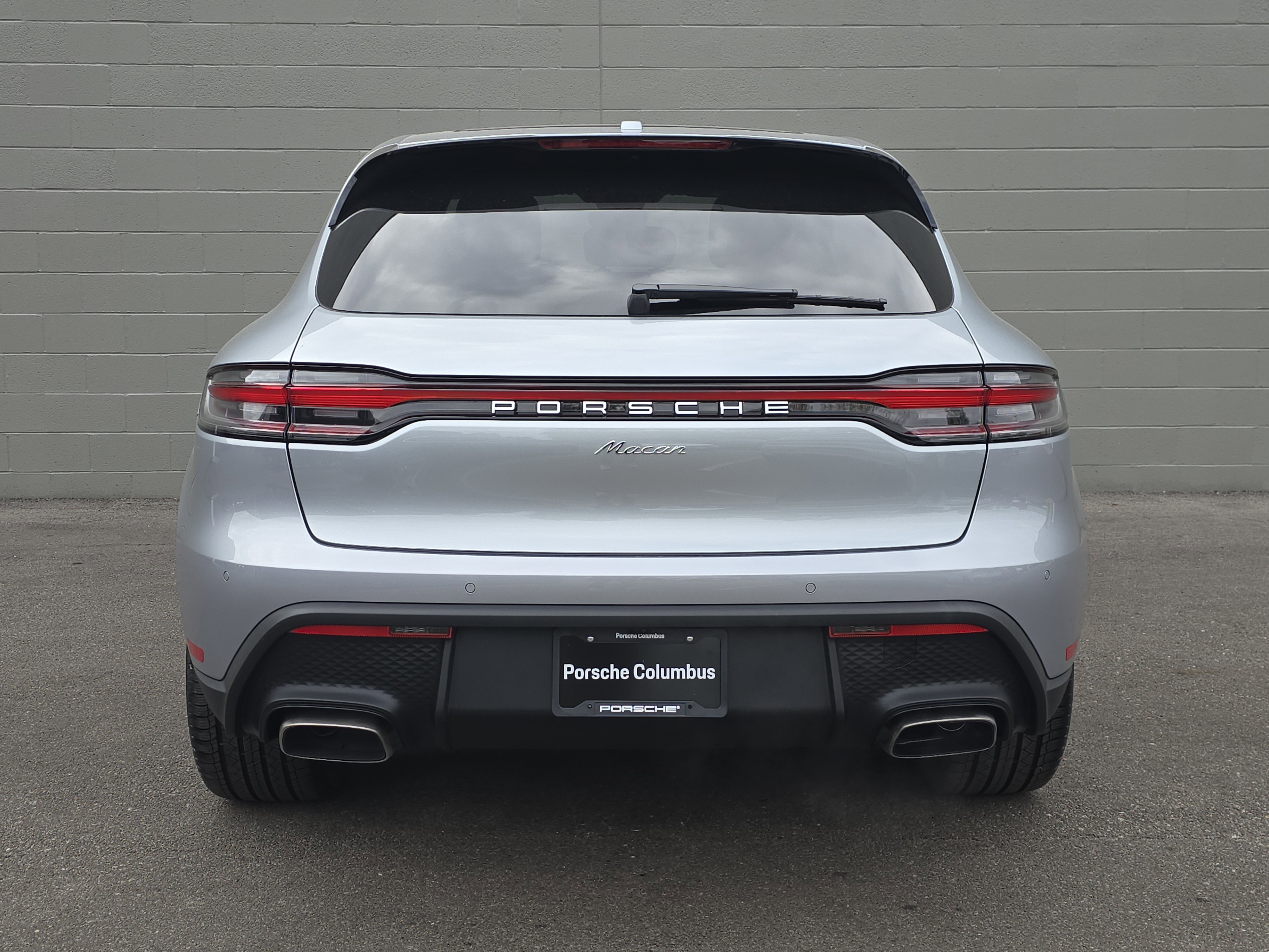 New 2026 Porsche Macan image 8
