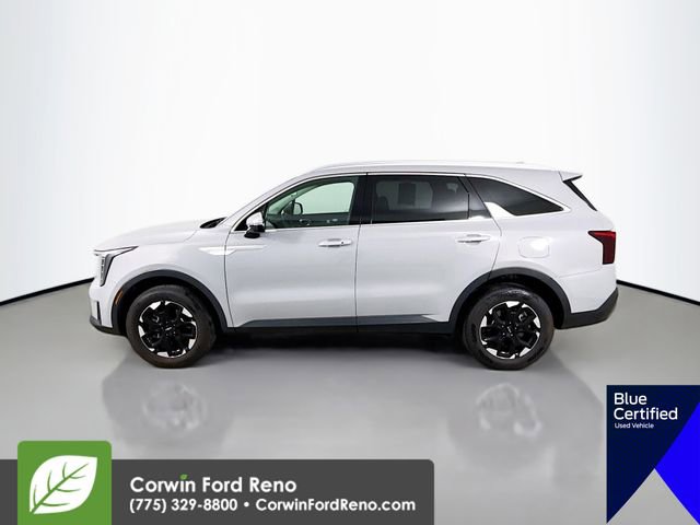 Used 2025 Kia Sorento S image 5